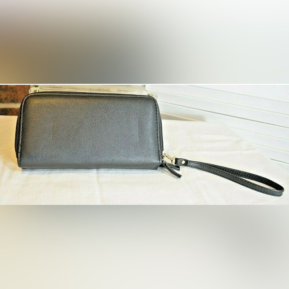 Rampage Womens Wallet 2 in 1 Wristlet Double Zip Around Black Faux Leather - Picture 3 of 7